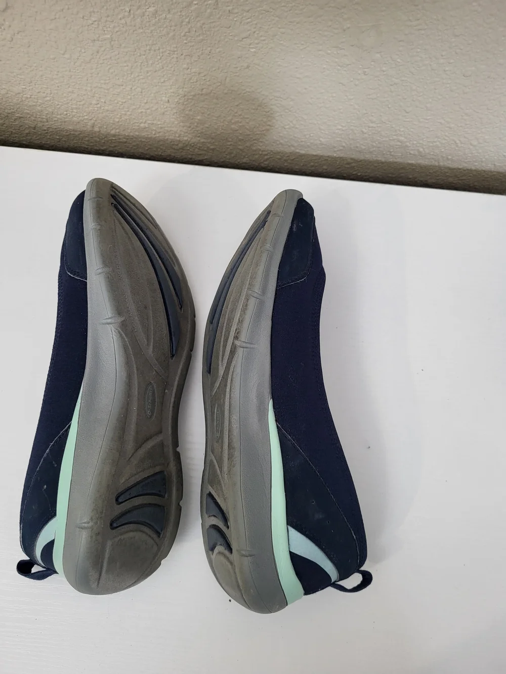 Dr. Scholl's Women's Navy Slip-On Comfort Flats Size 9